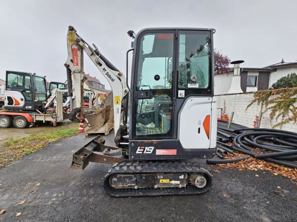 Gummiketten 230x48x66 für Bobcat E19